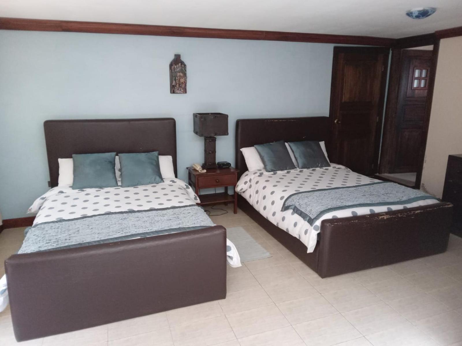 Quinta Loren Hosteria Ambato Buitenkant foto