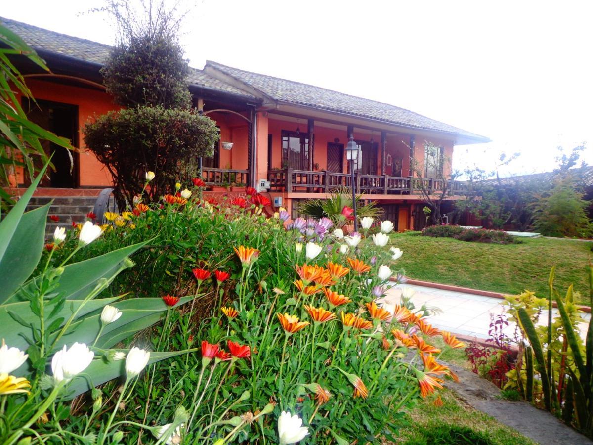 Quinta Loren Hosteria Ambato Buitenkant foto